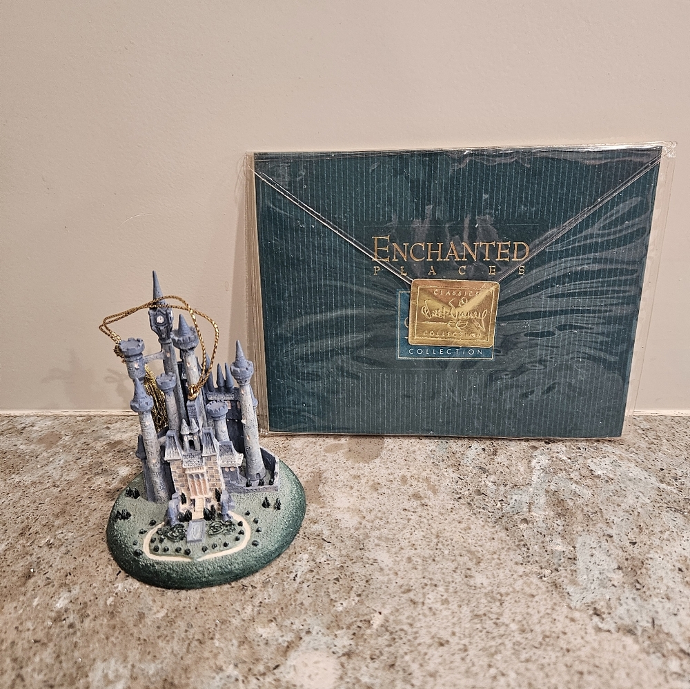Disney Enchanted Places - Cinderella's Castle Ornament - w / Box and COA